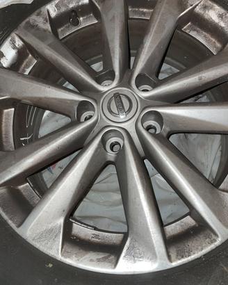 Cerchi in lega r17 nissan qashqai