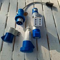 Spine elettriche a norma CEE azzurre