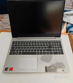 Lenovo Ideapad 330S Ryzen 5 12GB ram ssd Windows