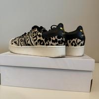 adidas superstar leopardata taglia 40 e 2/3