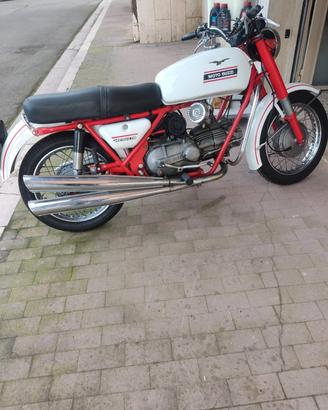 Moto Guzzi Nuovo Falcone 500