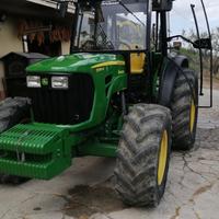 John deere 5085M