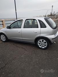 OPEL Corsa 3ª serie - 2004