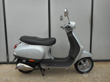 Piaggio Vespa LX 50 2T 11.406km tagliandata