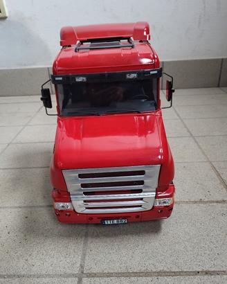 Camion tamiya scania hauber 1/14