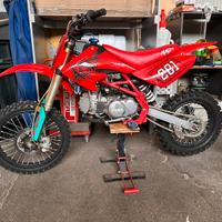 Pit bike