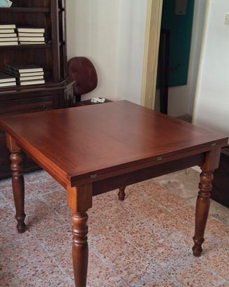 tavolo da pranzo in legno massello 