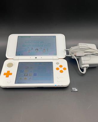 New nintendo 2ds XL + caricatore + micro SD 4gb