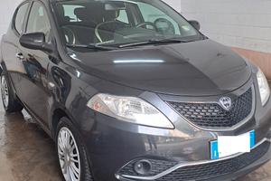 Lancia Ypsilon 1.2 GPL 5 Porte