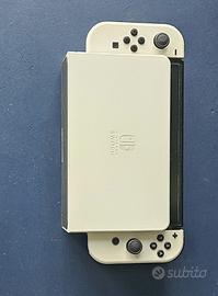 Nintendo Switch OLED + 6 giochi + Joy-Con extra |