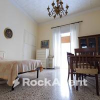 BILOCALE NEL CENTRO STORICO