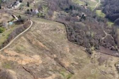Terreno collinare Manta