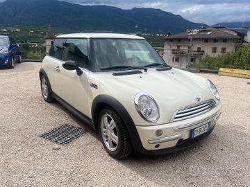 Mini 1.4 tdi One D - PER NEOPATENTATI