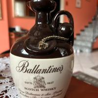 BALLANTINE’S SCOTCH WHISKY DECANTER 75CL
