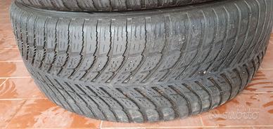 225/55 R17 10 euro ciascuna Gomme NOKIAN allseason
