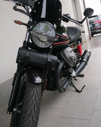 moto GUZZI  V7 STONE