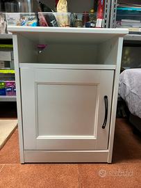 Comodino Ikea