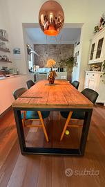 Tavolo vintage in legno e metallo