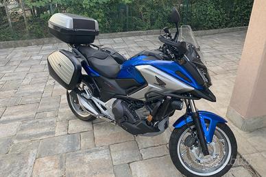 Honda NC750X DCT – 2018 – 22.800km - Full Optional