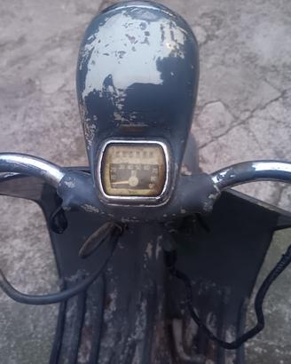 Vespa struzzo 150