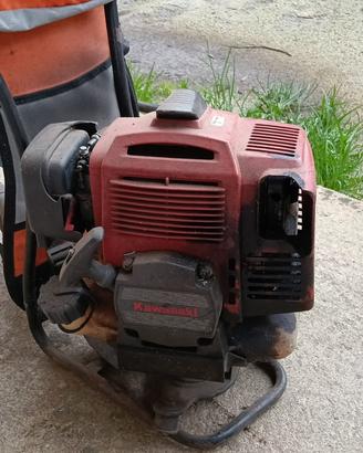 Decespugliatore Kawasaki tj53e