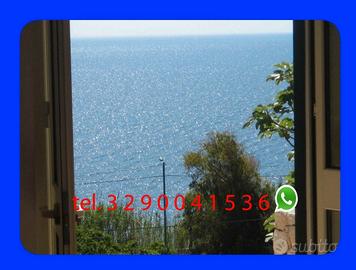 Villetta fronte mare marina di Tricase porto