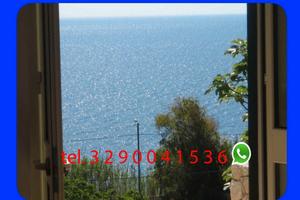 Villetta fronte mare marina di Tricase porto