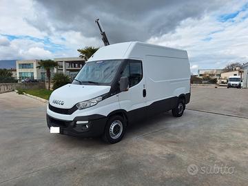 Iveco Daily 35s15 FURGONATO. PARI AL NUOVO