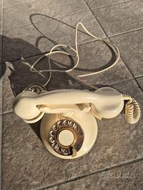Telefono d'epoca funzionante