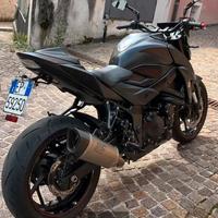Mito SUZUKI GSX-S 750 Black Jugen Carbon