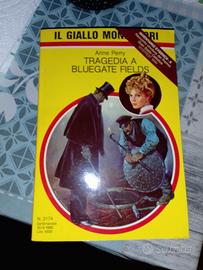 libro il giallo Mondadori n 2.174