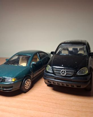 Audi A4 B5 e Mercedes benz ML320 1:32 new ray