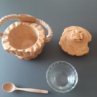 formaggera artigianale in legno d' ulivo 
