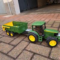 Bruder Trattore John Deere 6920 con rimorchio 