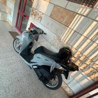 Honda sh