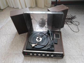 Giradischi con casse