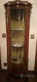 Vetrina in legno