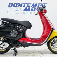 VESPA Primavera 125 - DISNEY MICKEY MOUSE EDITI