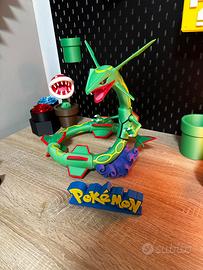 Action figure rayquaza Pokemon Giga