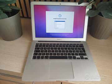 MacBook Air 13” 2017 i5 8GB RAM SSD 250GB