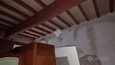 CASA SEMINDIPENDENTE A CASALGRANDE