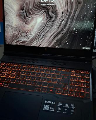 Laptop Gaming Acer Nitro V16 AI + Base Ventola