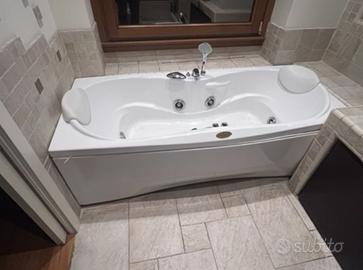 Vasca idromassaggio Jacuzzi da interno funzionante