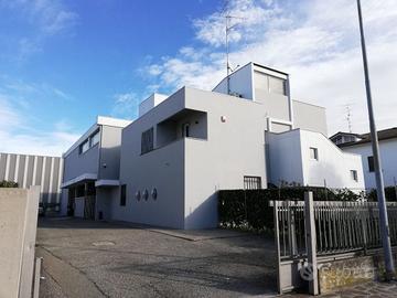 Capannone 1000 metri