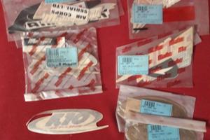 KIT ADESIVI MALAGUTI ORIGINALI