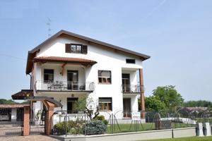 3 LOCALI A BULGAROGRASSO