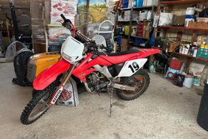 HONDA CRF 250 Enduro (2005) targata