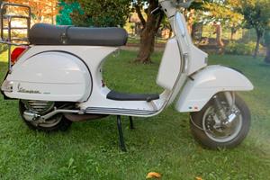 Vespa 125 px
