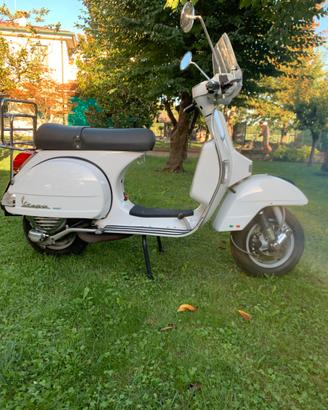 Vespa 125 px
