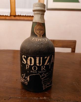 Bottiglia di Porto Souza Rich Tawny anni 60